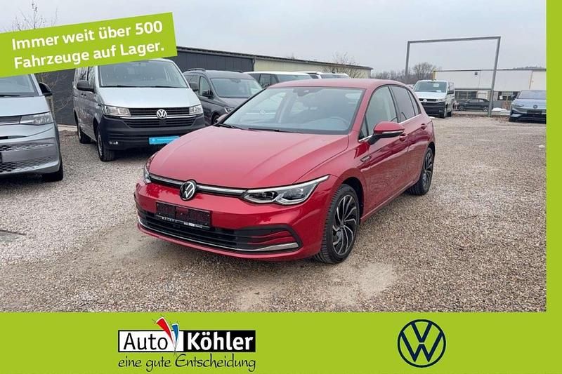 Gebraucht VW Golf VIII Style 131 PS (96 kW) 2023 Kings red Limousine