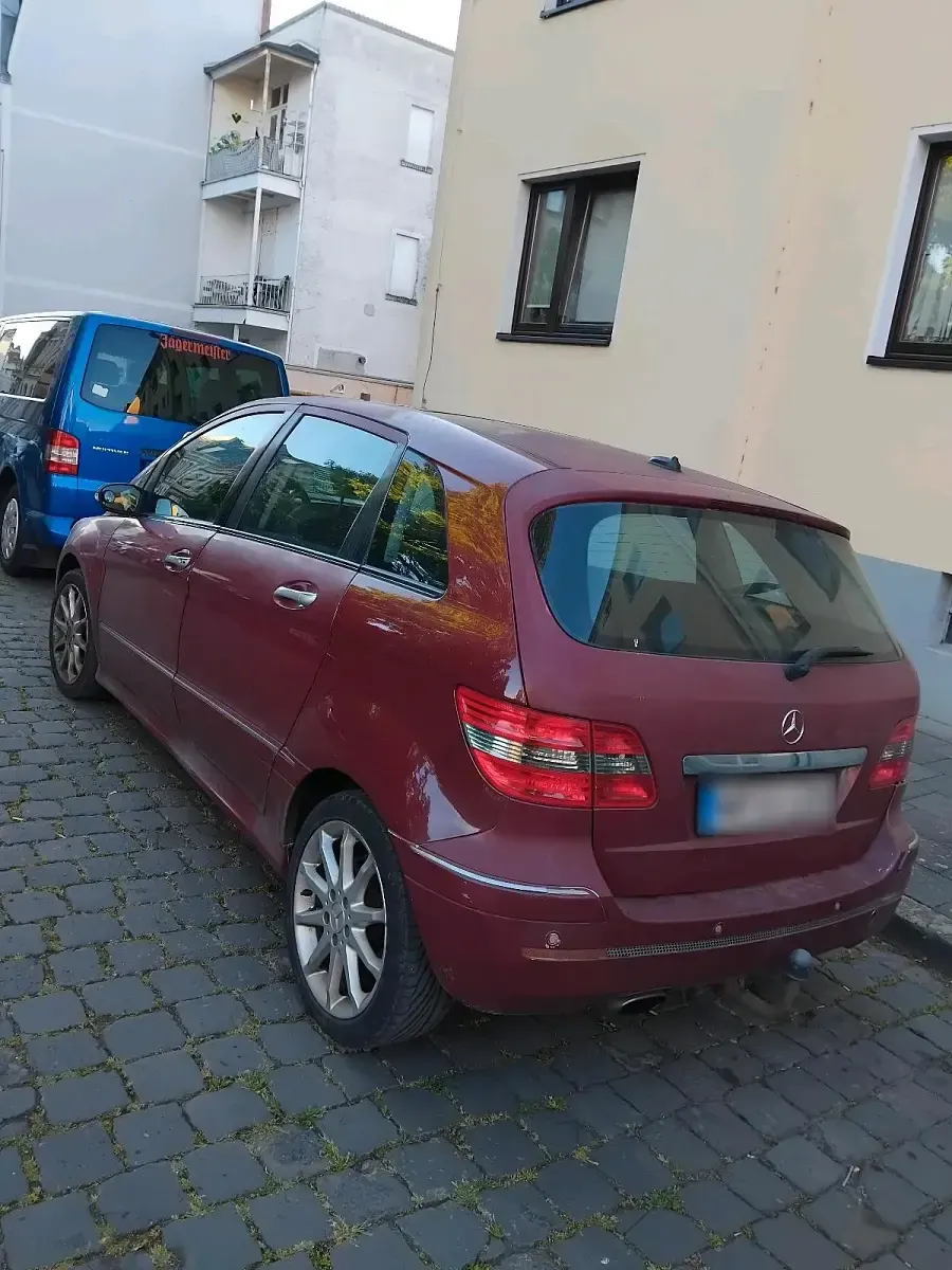 Gebraucht Mercedes B170 116 PS (85 kW) 2005 Rot Van / Kleinbus