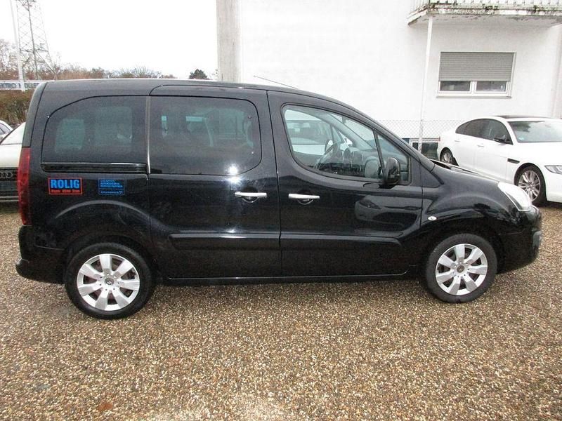Gebraucht Citroën Berlingo SELECTION 120 PS (88 kW) 2015 Schwarz Van / Kleinbus