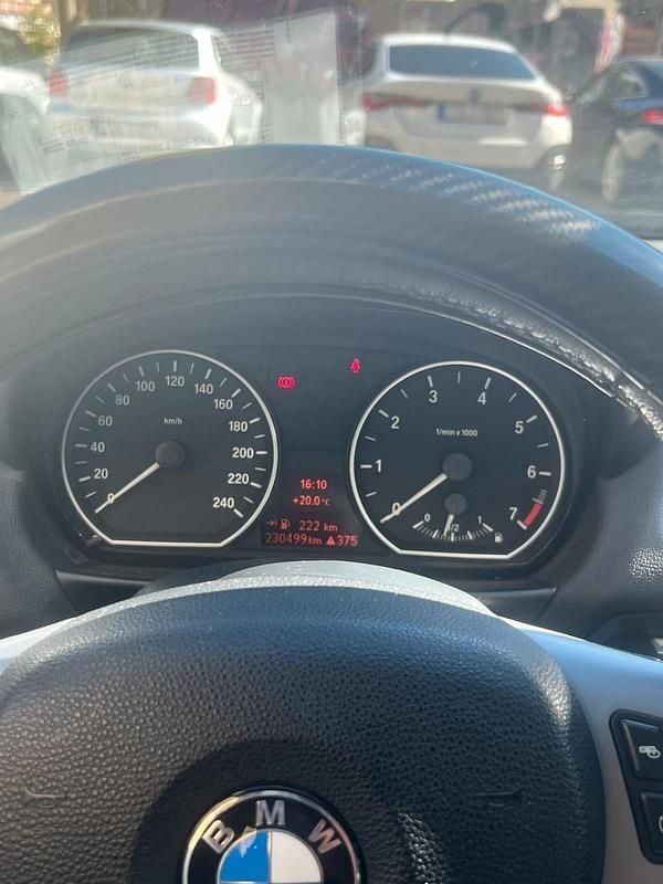 Gebraucht BMW 120 120 PS (88 kW) 2006 Schwarz Kleinwagen