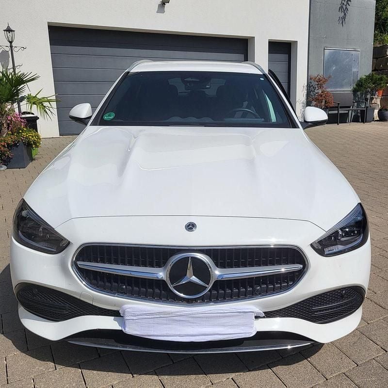 Weiß Gebraucht 2022 Mercedes C220 Kombi | 28.000 € (Superpreis) - Bild 1/4
