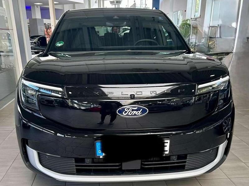 Schwarz Gebraucht 2024 Ford Explorer Premium SUV | 39.900 € - Bild 1/2