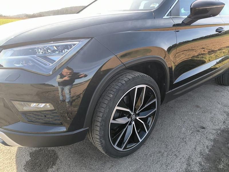Gebraucht Seat Ateca XCELLENCE 150 PS (110 kW) 2019 Schwarz SUV