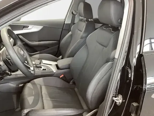 Gebraucht Audi A4 S-Line 204 PS (150 kW) 2023 Schwarz Kombi