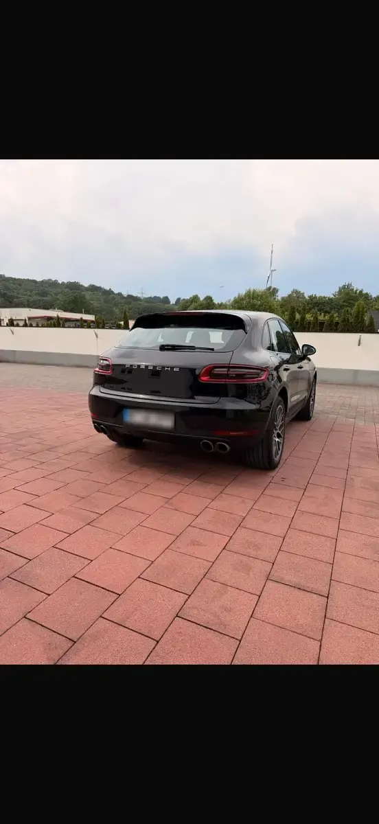 Gebraucht Porsche Macan 258 PS (189 kW) 2017 Schwarz SUV