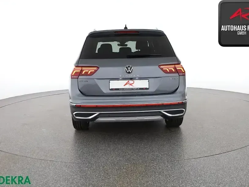 Gebraucht VW Tiguan Allspace 200 PS (147 kW) 2024 Platinum grey SUV