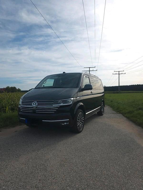 Grau Gebraucht 2022 VW T6.1 Generation Six Van | 55.000 € (Fairer Preis) - Bild 1/4