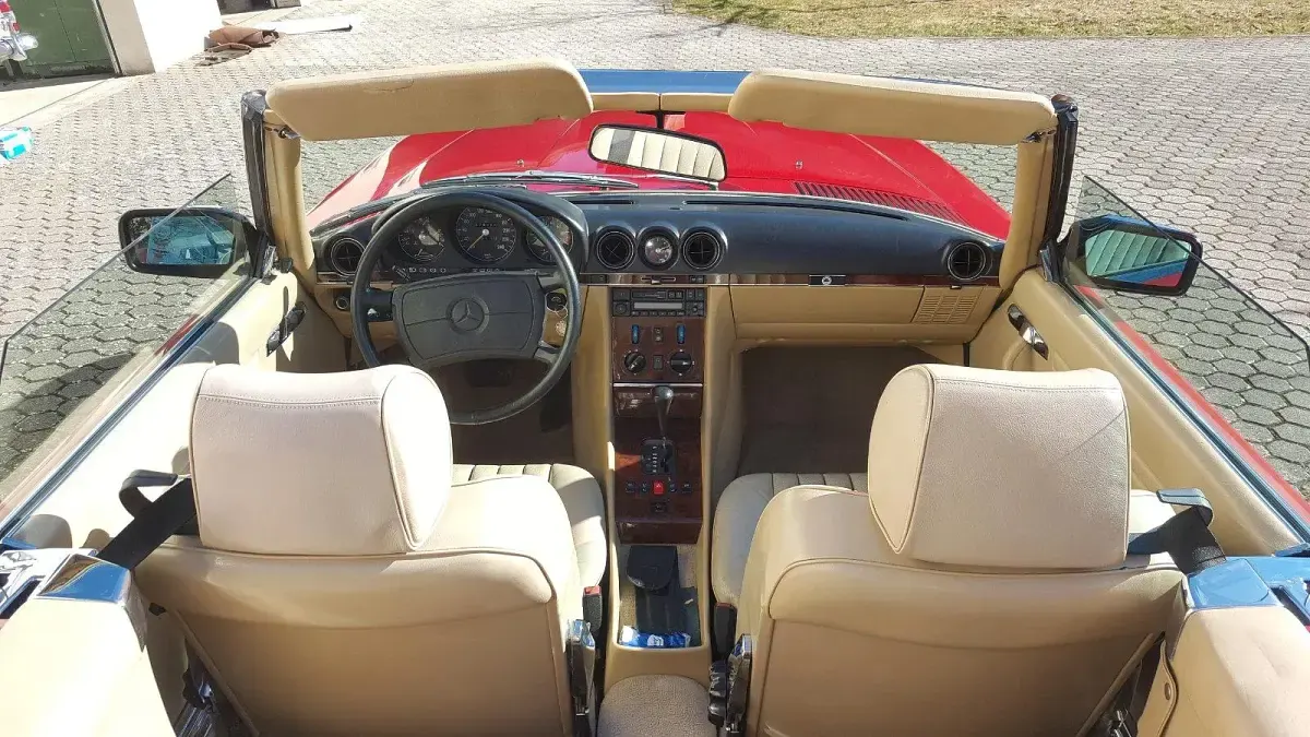 Gebraucht Mercedes SL300 179 PS (131 kW) 1986 Rot Cabrio