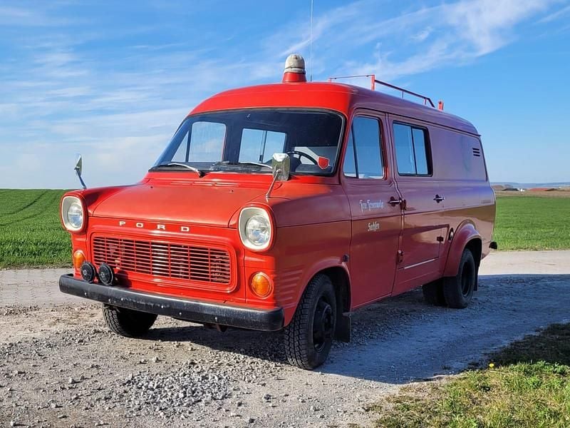 Gebraucht Ford Transit 1971 Rot Limousine