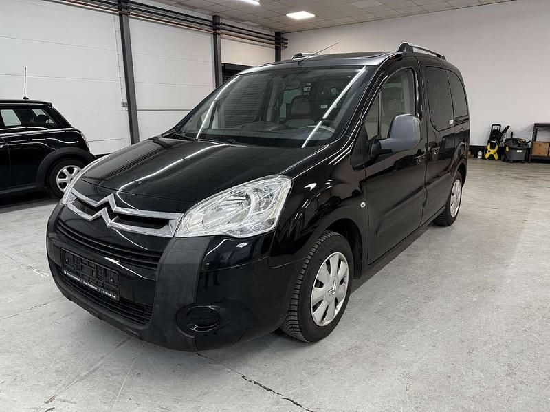 Onyx schwarz/deckende lack Gebraucht 2010 Citroën Berlingo Van / Kleinbus | 3.780 € (Superpreis) - Bild 1/4