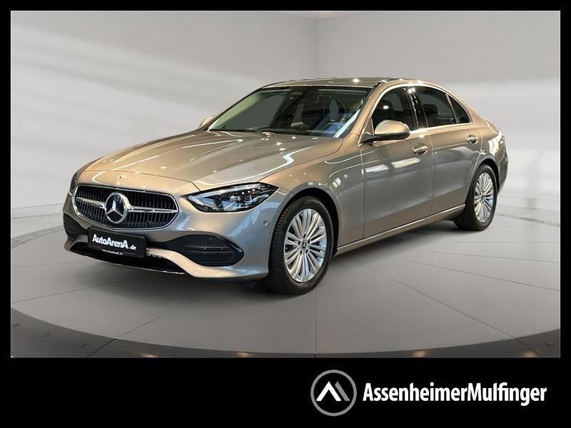 Silber Gebraucht 2024 Mercedes C200 Avantgarde Limousine | 39.809 € (Fairer Preis) - Bild 1/4