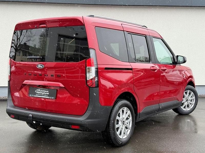 Neu Ford Tourneo Courier Titanium 125 PS (91 kW) 2026 Schwarz Van / Kleinbus
