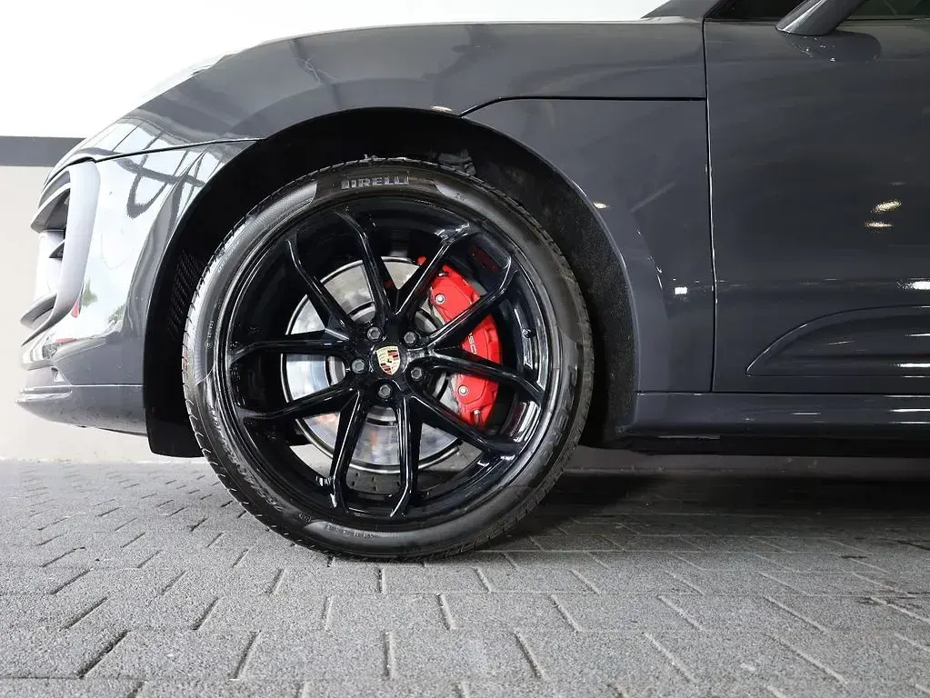 Gebraucht Porsche Macan 441 PS (324 kW) 2023 Grau SUV