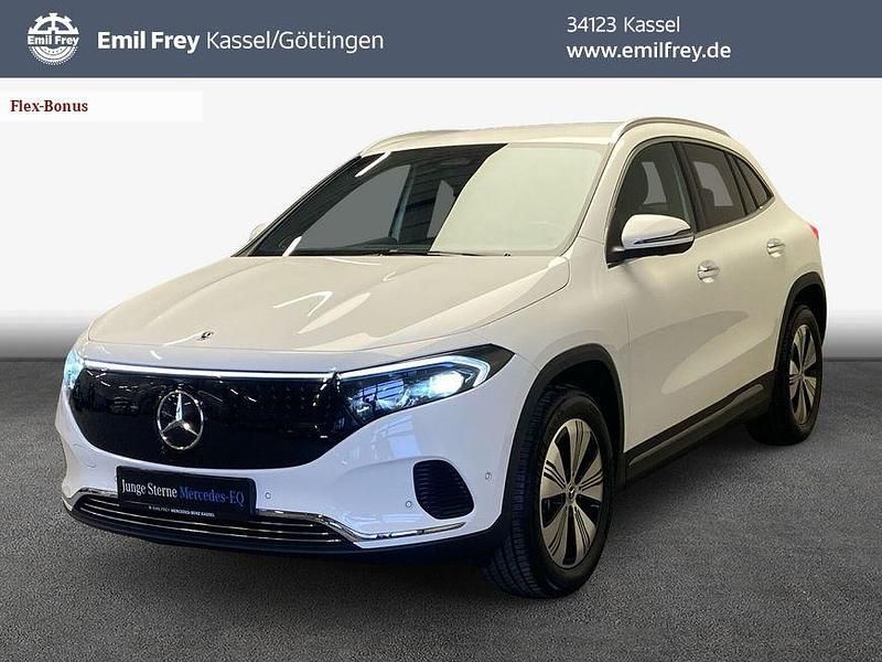 Weiß Gebraucht 2024 Mercedes EQA350 Progressive SUV | 36.810 € (Fairer Preis) - Bild 1/4