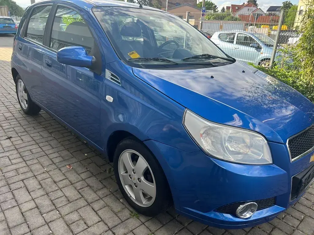 Gebraucht Chevrolet Aveo LT 101 PS (74 kW) 2009 Blau Kleinwagen