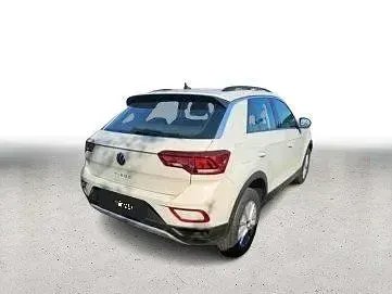 Gebraucht VW T-Roc Life 150 PS (110 kW) 2023 Grau SUV