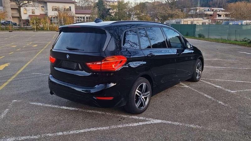 Gebraucht BMW 218 Sport Line 150 PS (110 kW) 2015 Schwarz Kombi