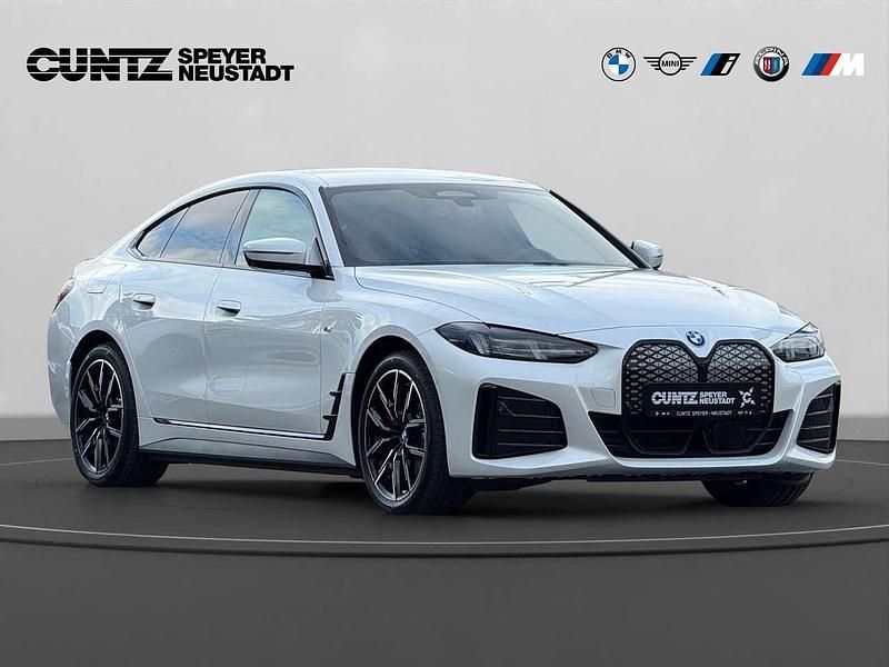 Gebraucht BMW i4 M Sport 294 kW (401 PS) 2026 Mineralweiß met. Limousine