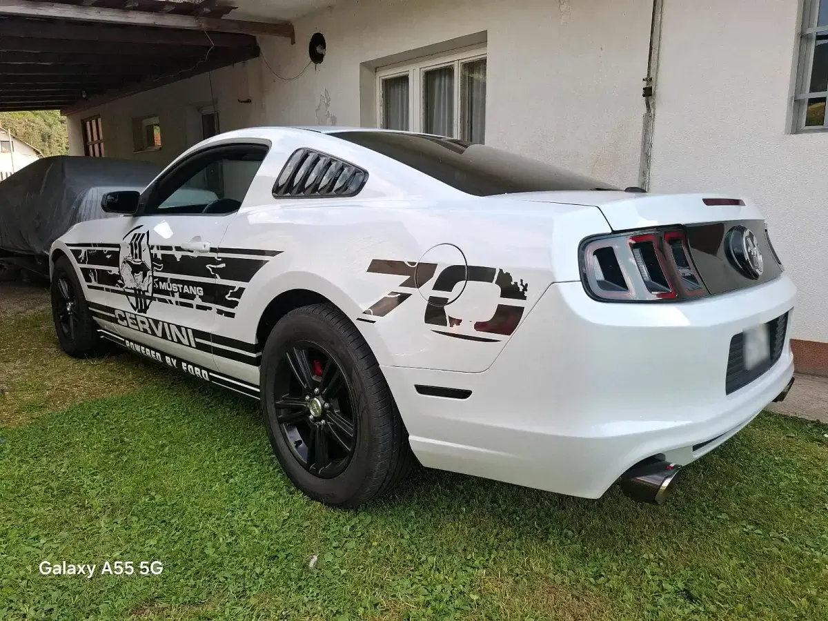 Gebraucht Ford Mustang 309 PS (227 kW) 2013 Weiß Coupé