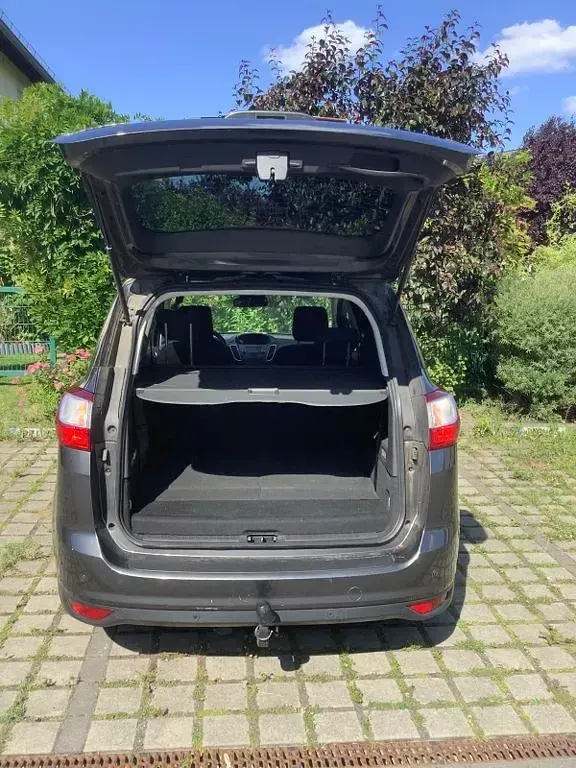Gebraucht Ford Grand C-Max Trend 125 PS (91 kW) 2018 Grau Van / Kleinbus