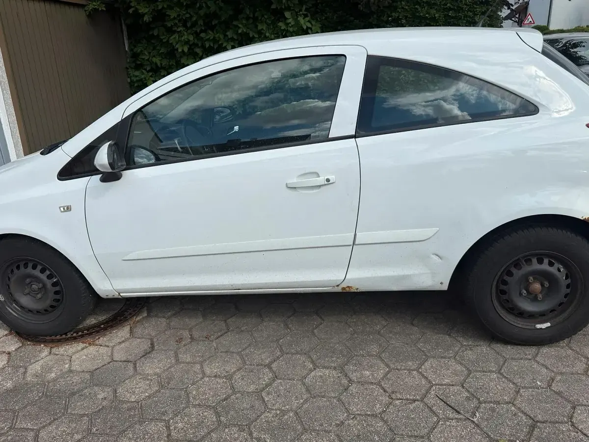 Gebraucht Opel Corsa 75 PS (55 kW) 2007 Weiß Kleinwagen