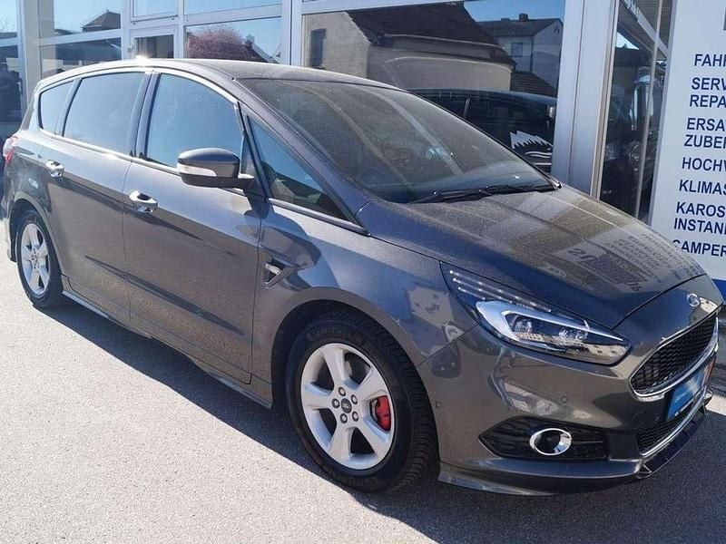 Gebraucht Ford S-MAX S 241 PS (177 kW) 2019 Magnetic (metallic) Van / Kleinbus