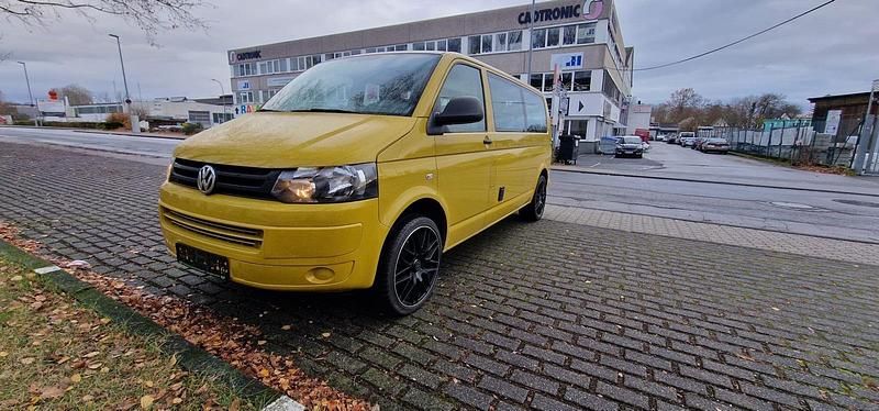 Gebraucht VW Transporter 114 PS (83 kW) 2014 Gold Van