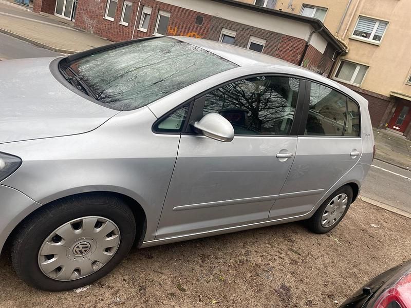 Gebraucht VW Golf VI 140 PS (102 kW) 2009 Silber Kleinwagen