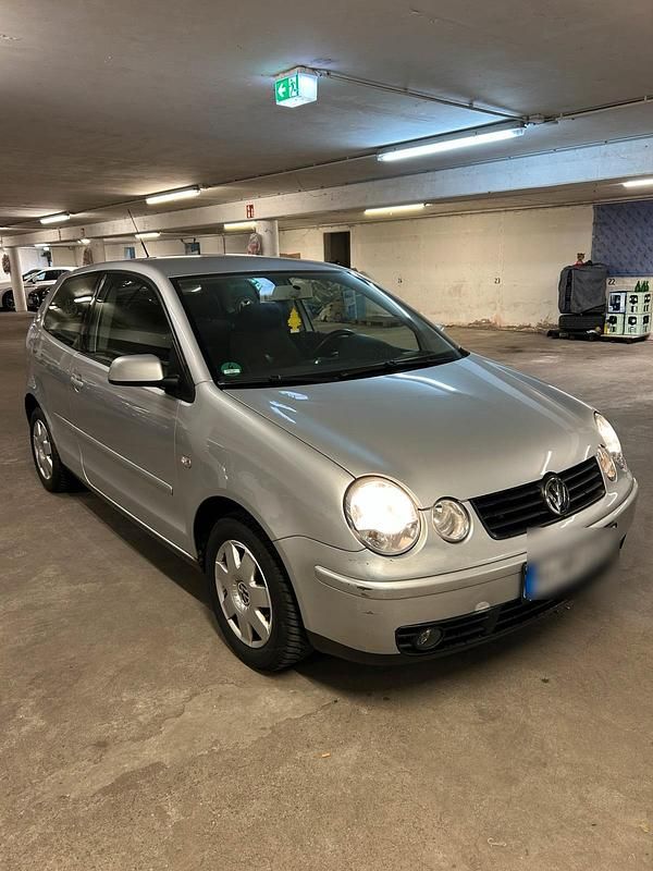Gebraucht VW Polo 75 PS (55 kW) 2003 Grau Kleinwagen