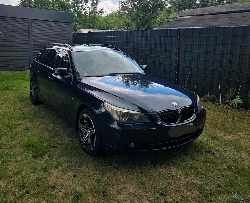 Blau Gebraucht 2005 BMW 525 Kombi | 2.400 € (Superpreis) - Bild 1/4