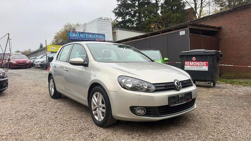 Gold Gebraucht 2010 VW Golf VI Highline Kleinwagen | 7.500 € (Fairer Preis) - Bild 1/4