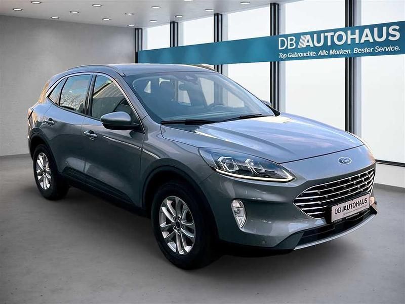 Gebraucht Ford Kuga Titanium 190 PS (139 kW) 2023 Silber SUV