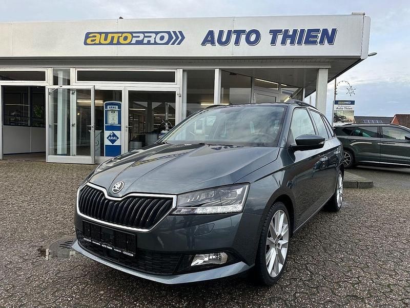 Grau Gebraucht 2019 Skoda Fabia Style Kombi | 11.990 € (Fairer Preis) - Bild 1/4