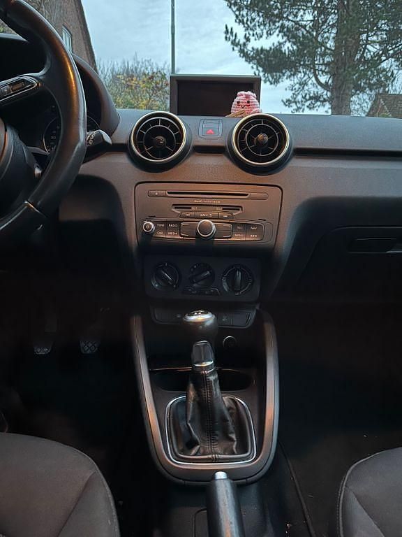 Gebraucht Audi A1 Ambition 90 PS (66 kW) 2014 Schwarz Kleinwagen