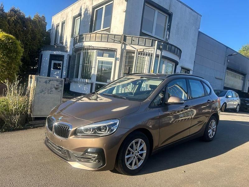 Gebraucht BMW 218 Active Tourer Advantage 140 PS (102 kW) 2020 Beige Van / Kleinbus