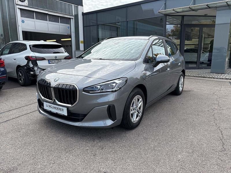 Skyscraper grau metallic Gebraucht 2023 BMW 225 Active Tourer Van / Kleinbus | 34.900 € (Fairer Preis) - Bild 1/4