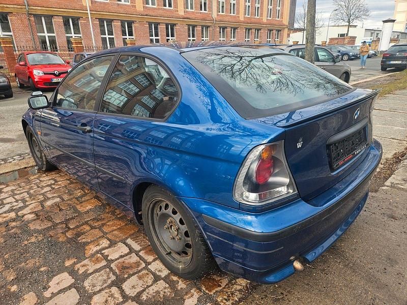 Second-hand BMW 320 150 CP (110 kW) 2002 Albastru Berlinǎ