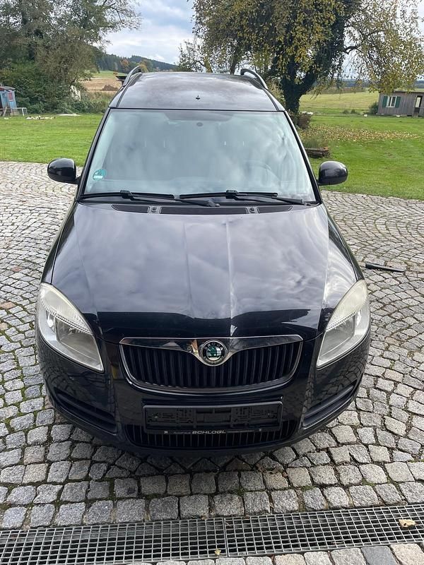 Schwarz Gebraucht 2008 Skoda Roomster Kombi | 800 € (Superpreis) - Bild 1/4