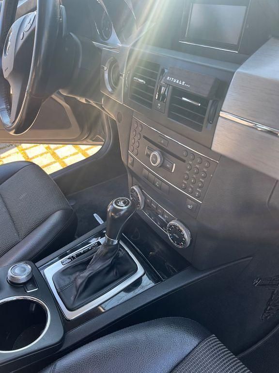 Gebraucht Mercedes GLK250 204 PS (150 kW) 2011 Grau SUV