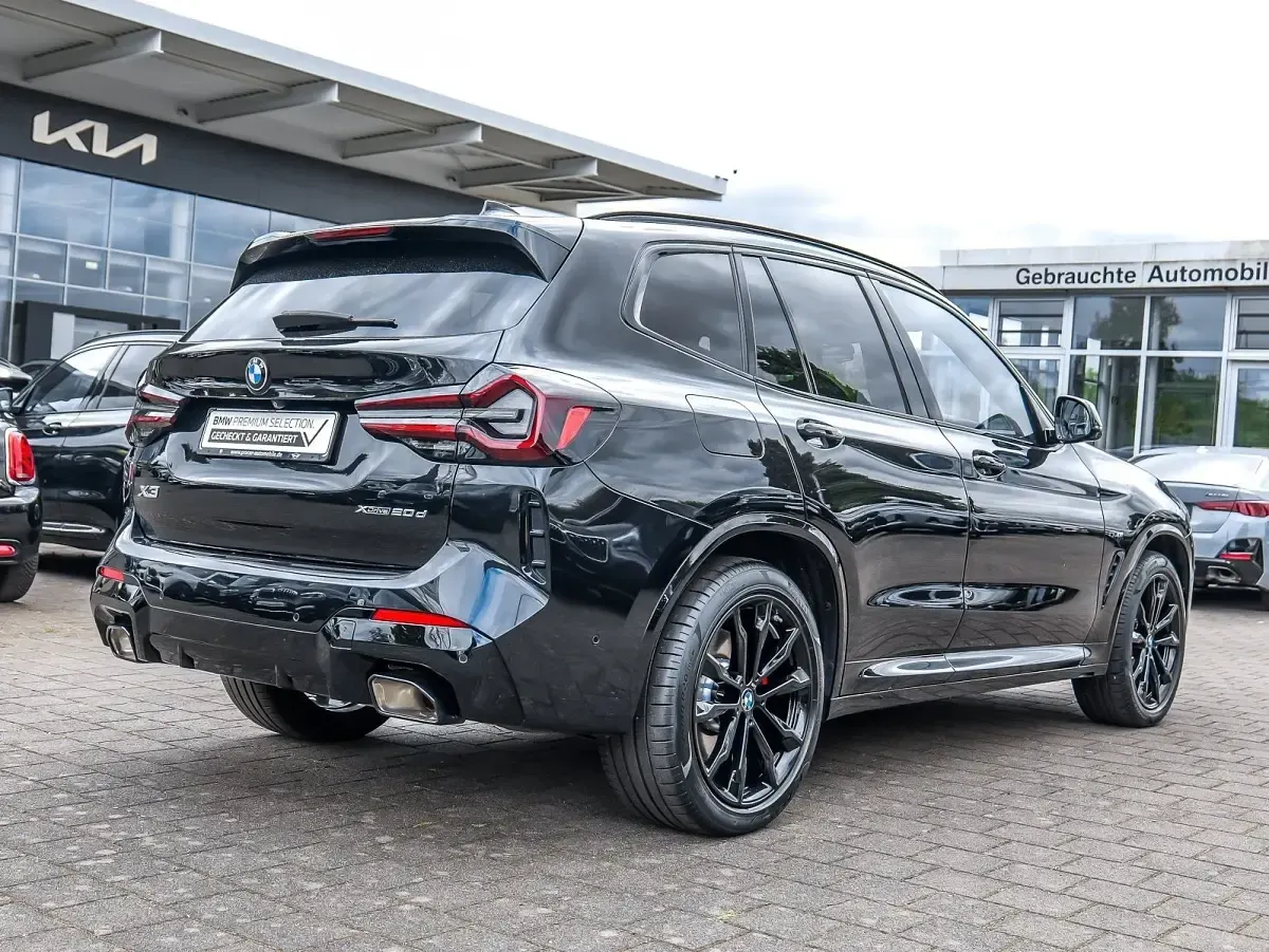 Gebraucht BMW X3 M Sport 197 PS (144 kW) 2024 Schwarz SUV