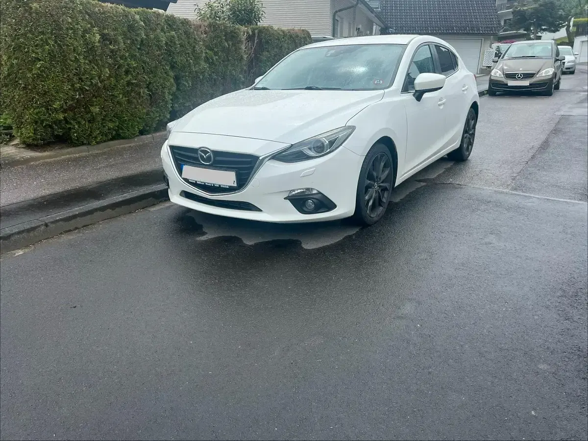 Gebraucht Mazda 3 150 PS (110 kW) 2017 Weiß Limousine