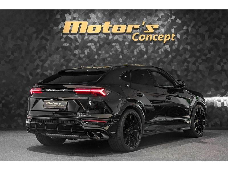 Second-hand Lamborghini Urus 650 CP (478 kW) 2021 Negru SUV