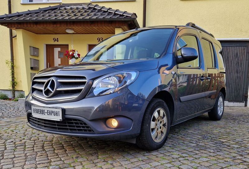 Grau Gebraucht 2018 Mercedes Citan 111 Kombi | 7.450 € (Superpreis) - Bild 1/4