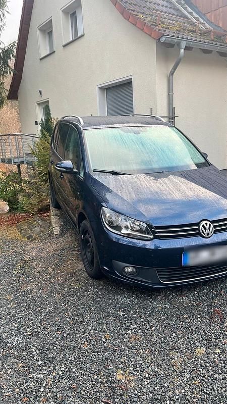 Blau Gebraucht 2014 VW Touran Van / Kleinbus | 7.999 € (Fairer Preis) - Bild 1/4
