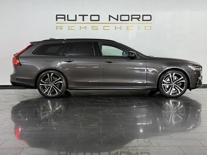 Gebraucht Volvo V90 Ultimate 310 PS (228 kW) 2022 Grau Kombi