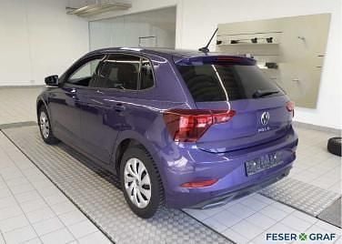 Gebraucht VW Polo Life 80 PS (58 kW) 2022 Vibrant violet metallic Kleinwagen