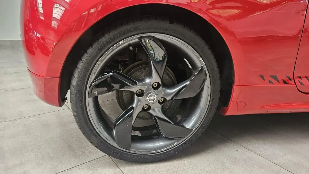 Gebraucht Opel Adam Slam 101 PS (74 kW) 2013 Rot Kleinwagen