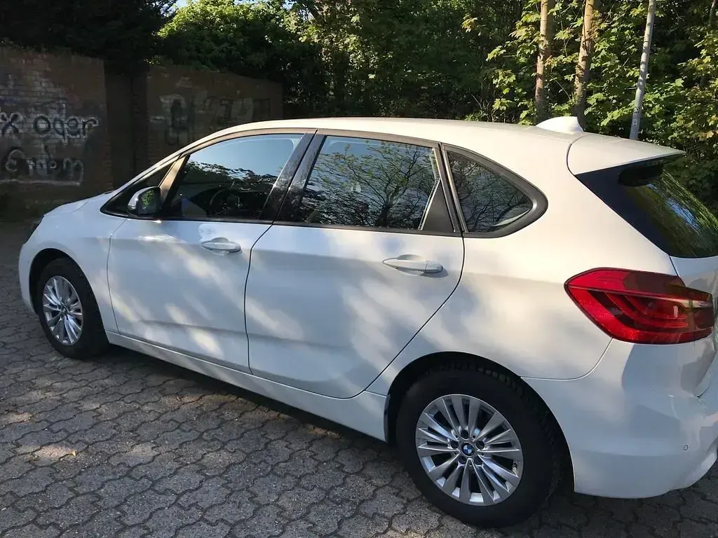 Gebraucht BMW 118 Sport Line 150 PS (110 kW) 2021 Weiß Kleinwagen