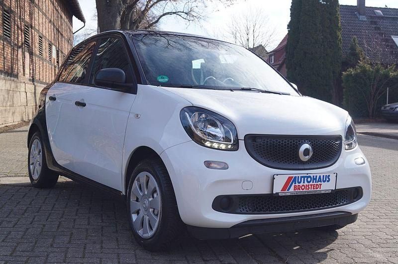 Gebraucht Smart ForFour 71 PS (52 kW) 2019 Schwarz Kleinwagen