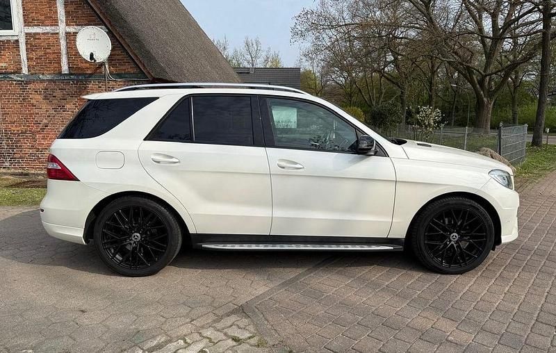 Second-hand Mercedes ML350 258 CP (189 kW) 2013 Alb SUV